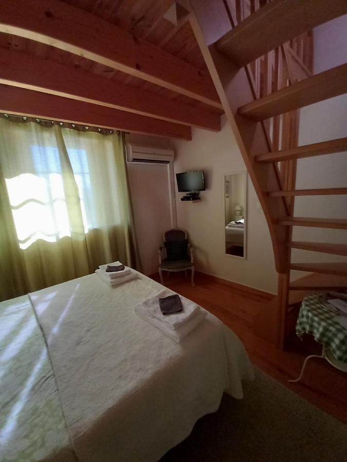 Chambres D'Hotes La Roumec Escandolieres Exterior photo